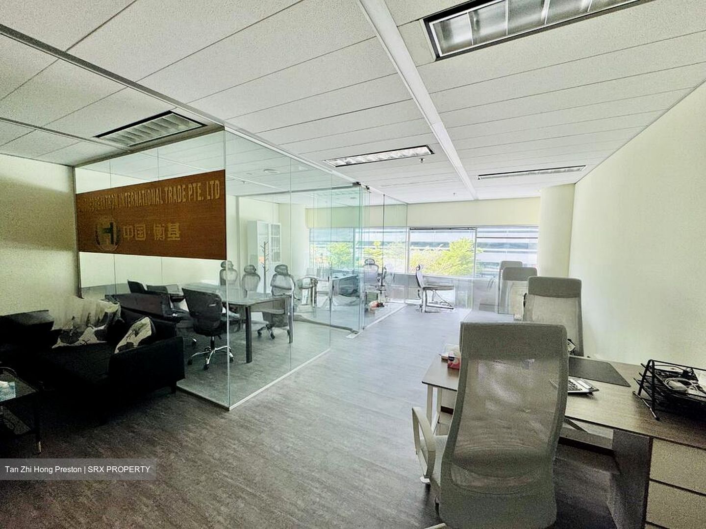 Gateway East (D7), Office #517426551